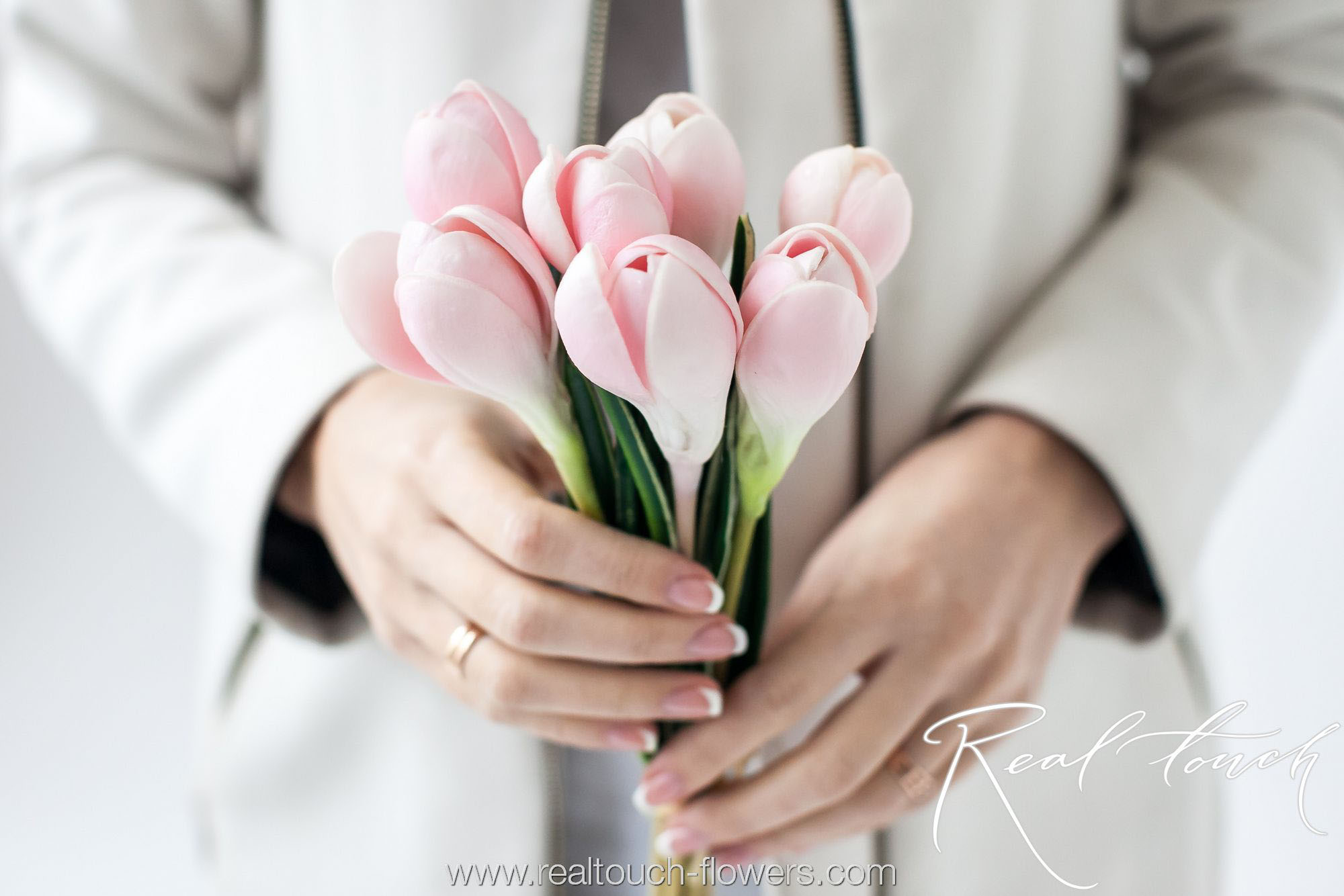 What are Real Touch (Natural Touch) flowers? – The Bridal Flower