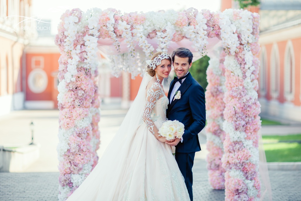 Real Touch flowers for wedding decoration