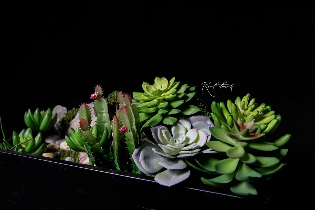 7-tips-on-how-to-make-diy-artificial-succulent-arrangements