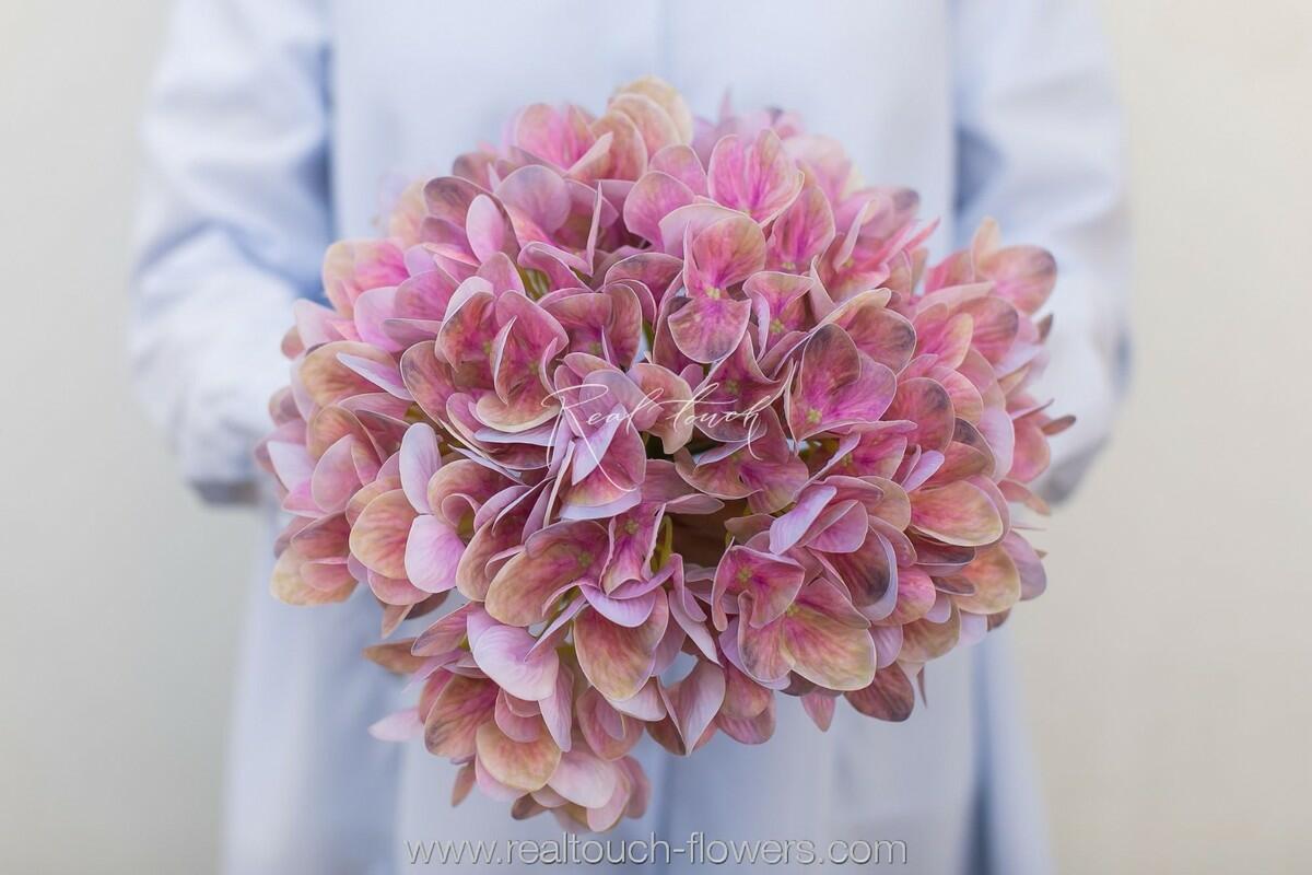 Real Touch Hydrangea Flower XL (without stem) bright pink