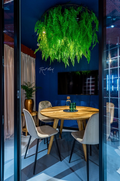 Top 10 highquality artificial hanging plants