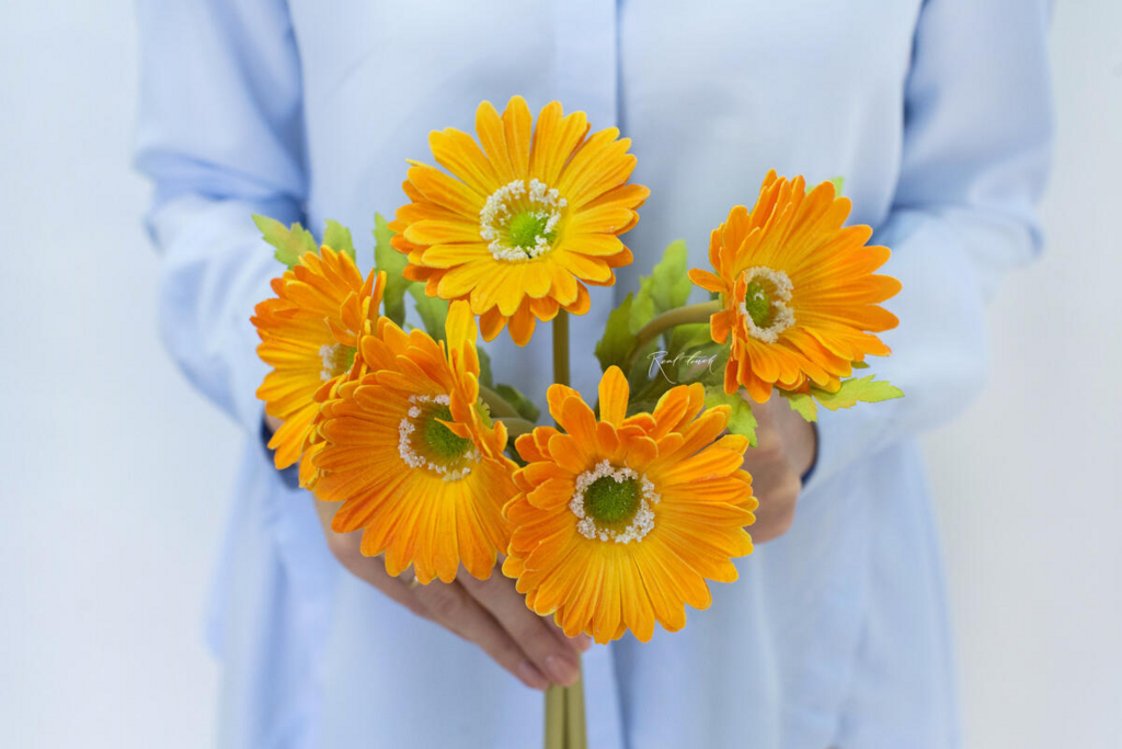 The best Real Touch flowers for your DIY fall floral arrangements