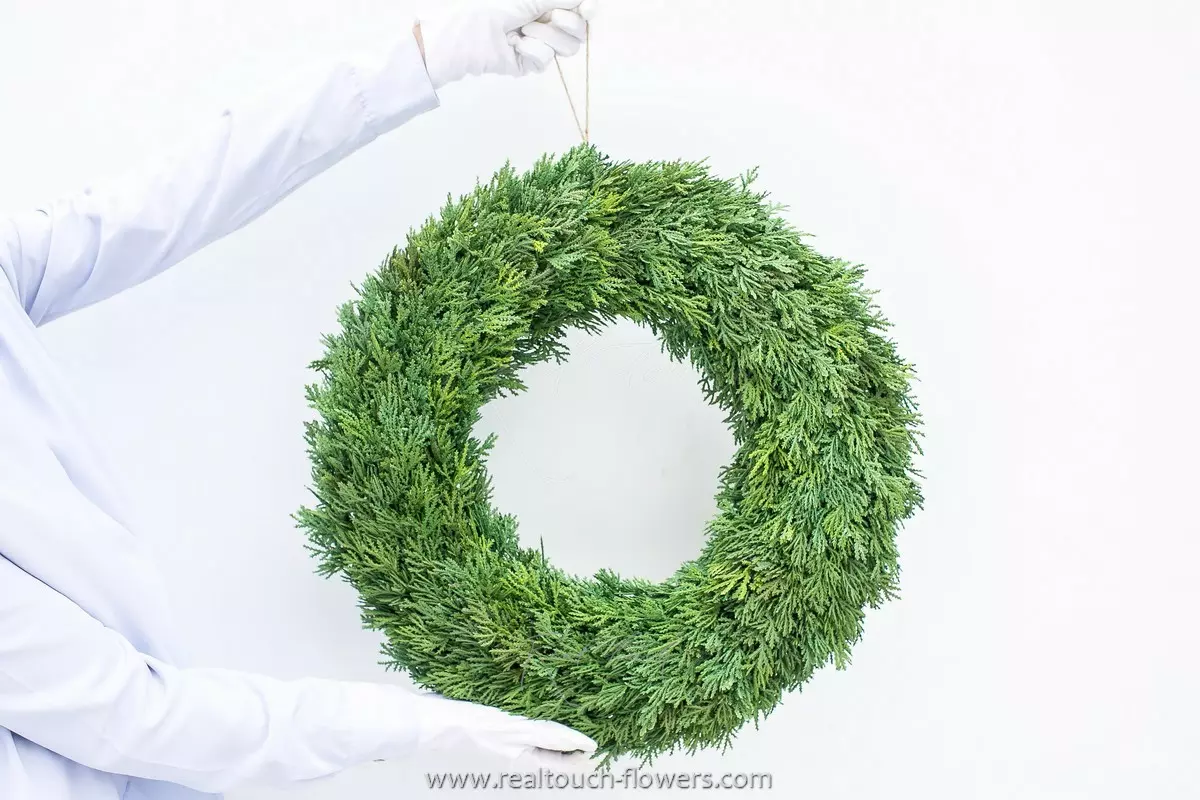 Large Real Touch thuja wreath 54cm with a foam base - green