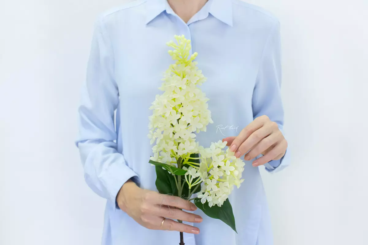 Real Touch Lilac Branch - white Real Touch Lilac Branch - white