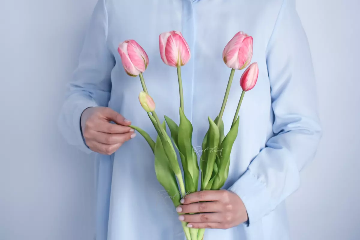 Bouquet of late tulips 3+2 - pink Bouquet of late tulips 3+2 - pink
