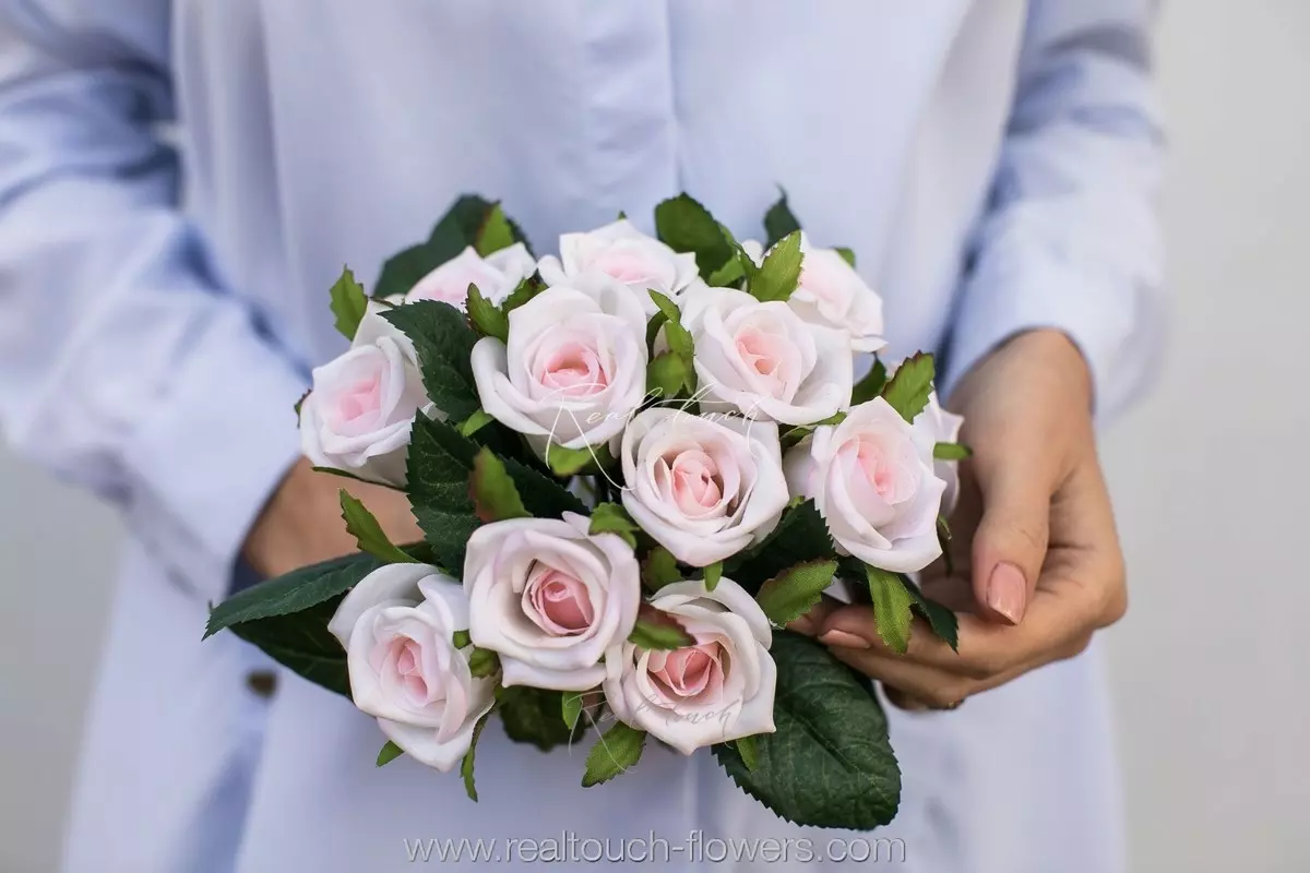 Real Touch Small Open Rose Head   - white pink 