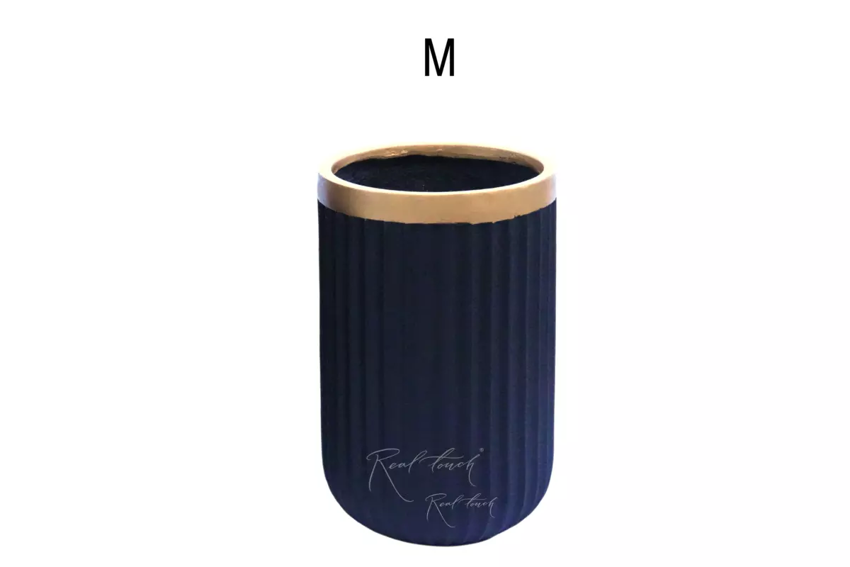 Planter Real Touch capsule (M) - Black