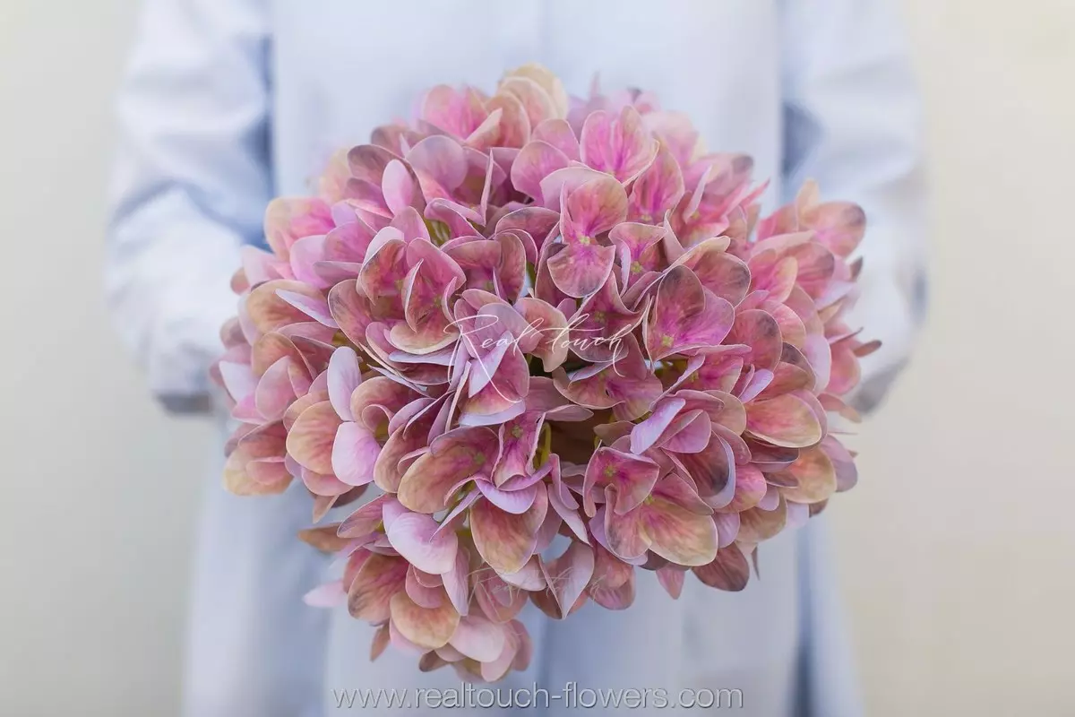 Real Touch Hydrangea Flower XL (without stem) - bright pink