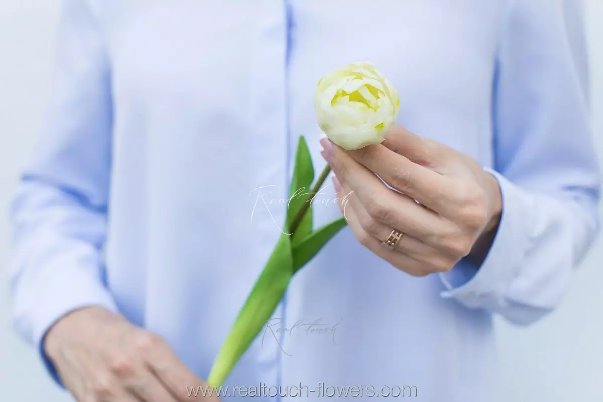 Real Touch Open Tulip - white