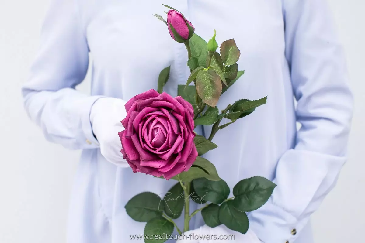 Real Touch Mamy Blue Rose - burgundy 