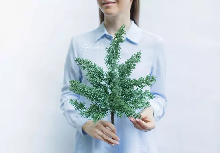 Juniper branch Real Touch small - Green blue