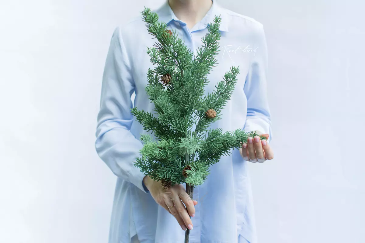 Juniper branch Real Touch high - Green blue