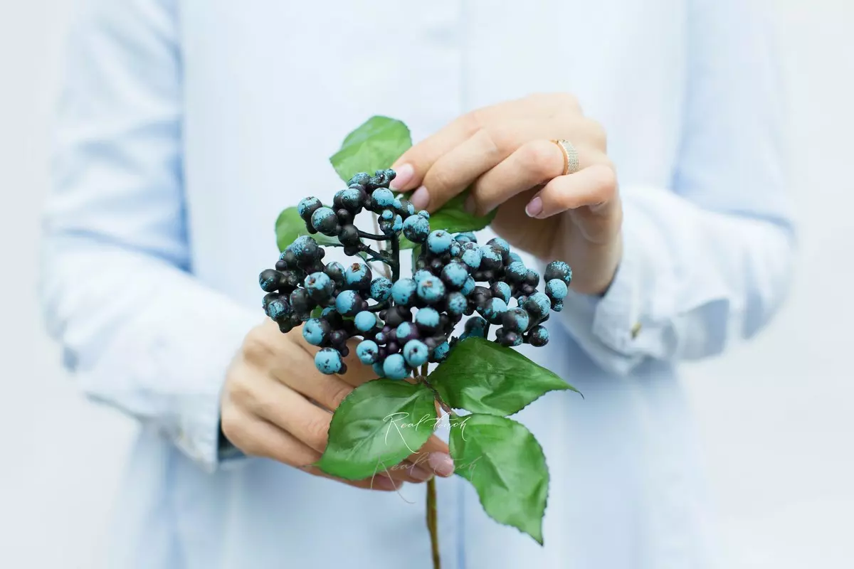 Real Touch Berries  - blue