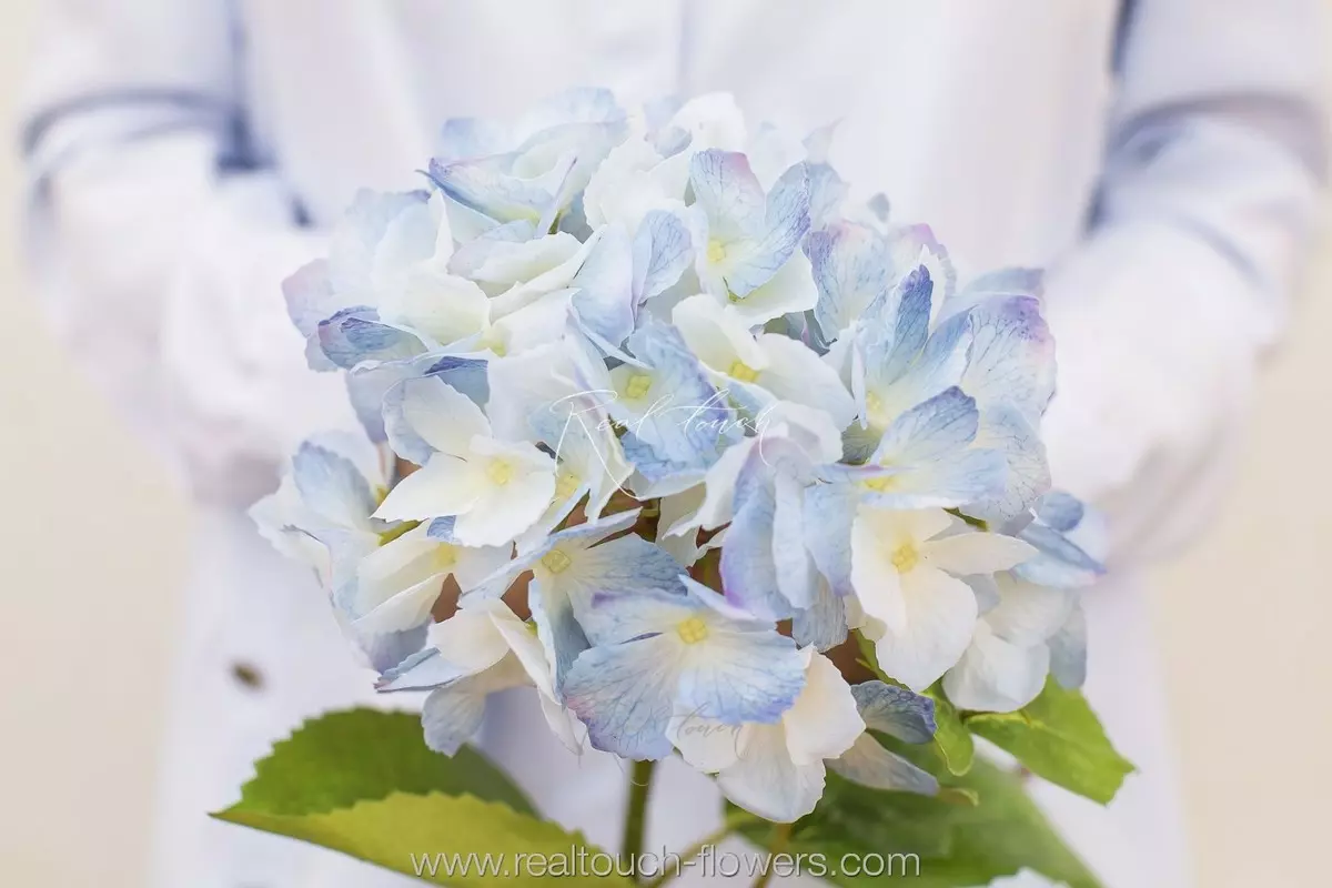 Real Touch Serrated hydrangea (with stem) - blue