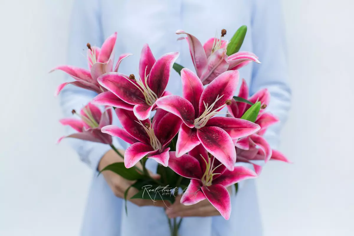 Real Touch Bush of Lilies (9 flowers) - Dark fuchsia