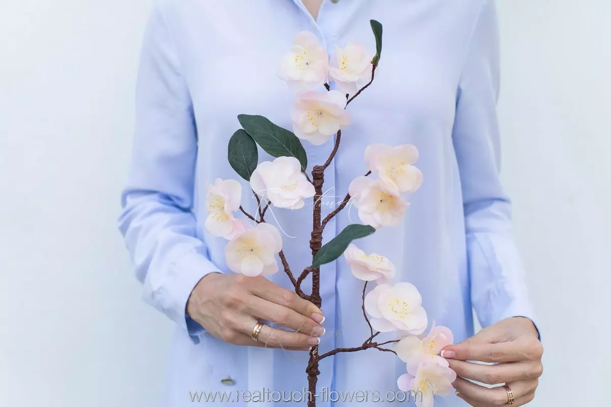 Real Touch Cherry Blossom Spray - light pink