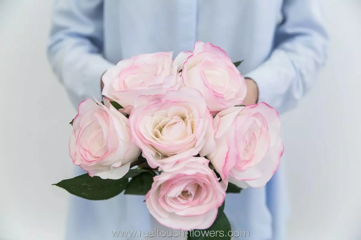 Real Touch Rose Bouquet Esperance (6 flowers) - white pink 
