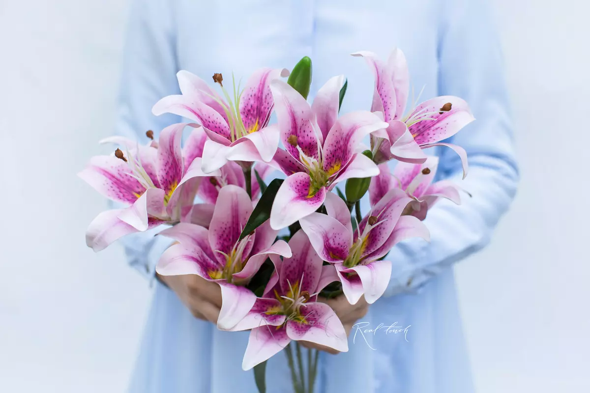 Real Touch Bush of Lilies (9 flowers) - light purple 